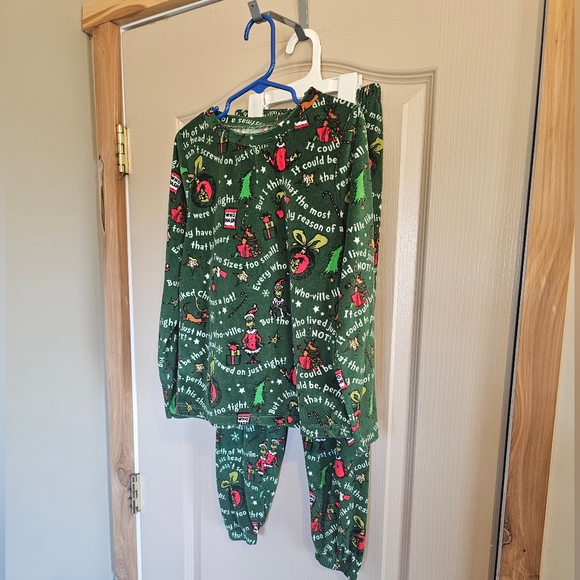 The Grinch Other - The Grinch Childrens Size 8 Pajama Set Long Sleeve Shirt And Pants